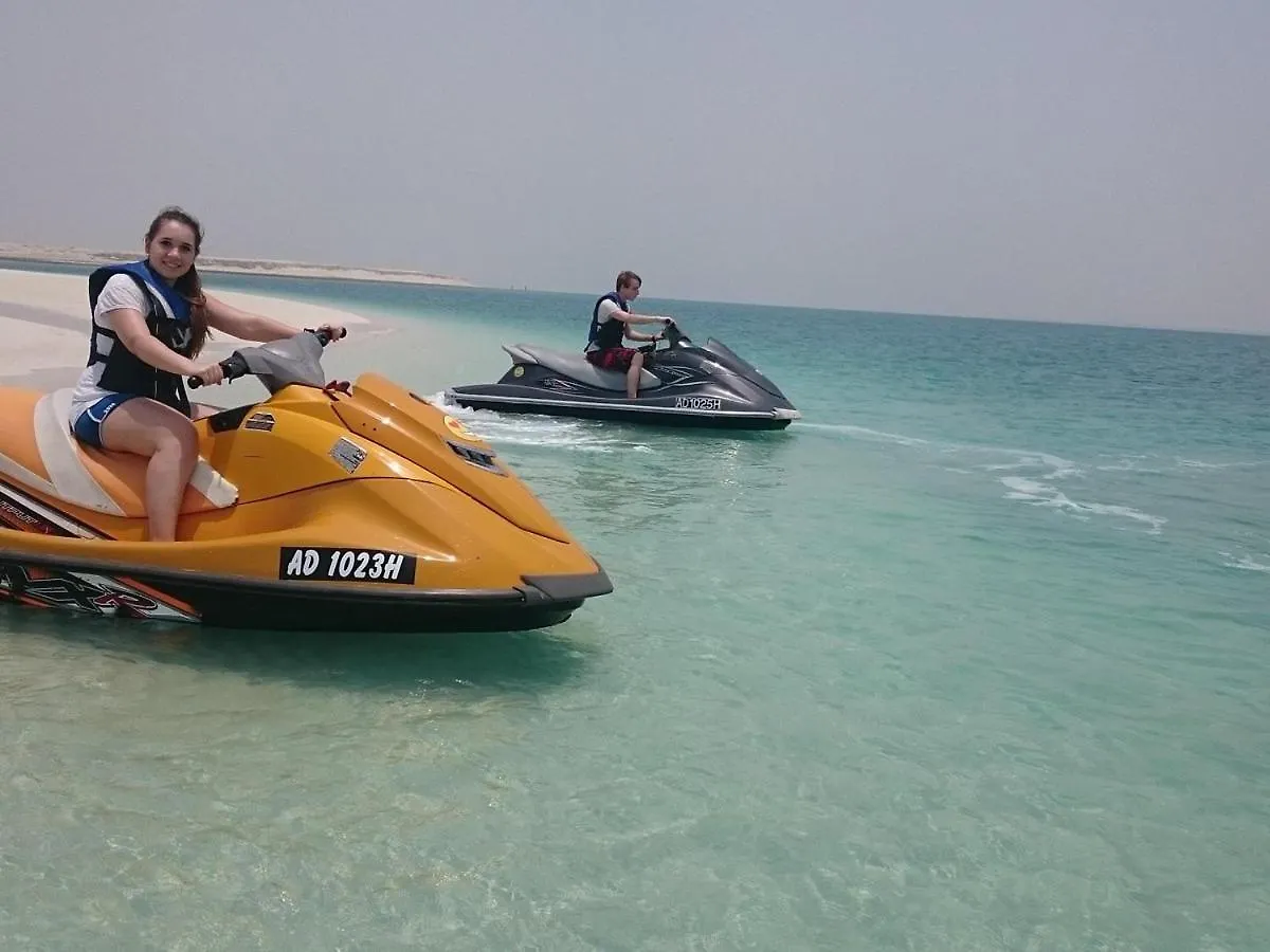 1 Hour Jets Ski For 2 Person -Sharjah United Arab Emirates